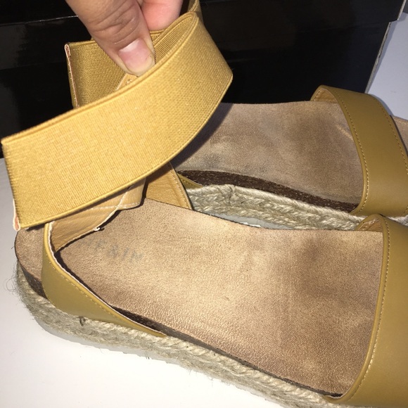 Mustard Espadrilles  platform sandals size 7 - Picture 6 of 6